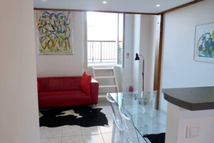 Room 7 of 28