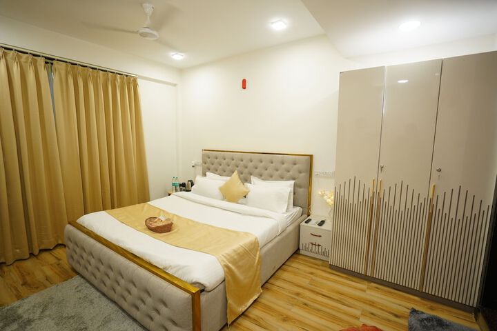 Room 38 of 93