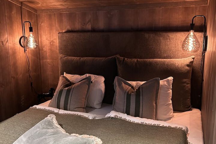 Room 3 of 56