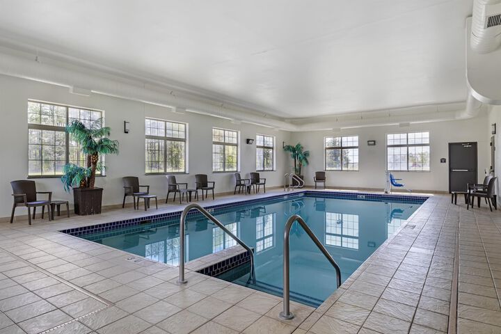 Pool 43 of 55