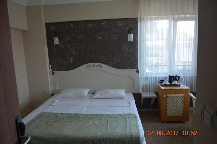 Room 10 of 69