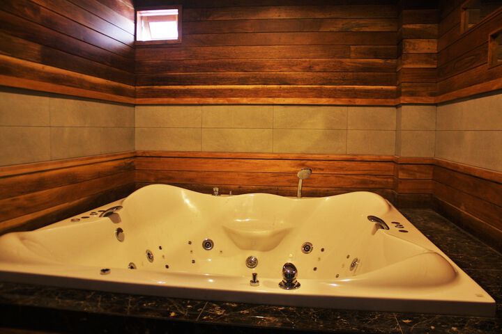 Spa 27 of 36