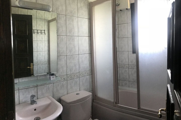 Room 13 of 15
