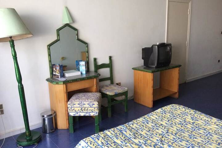 Room 3 of 66