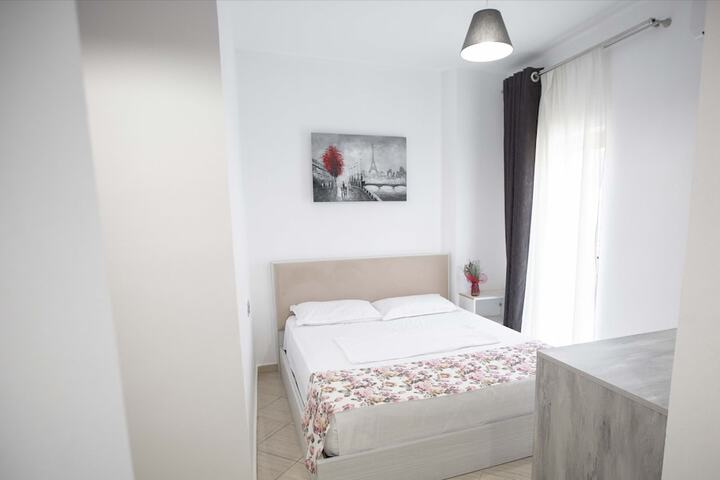 Room 47 of 131