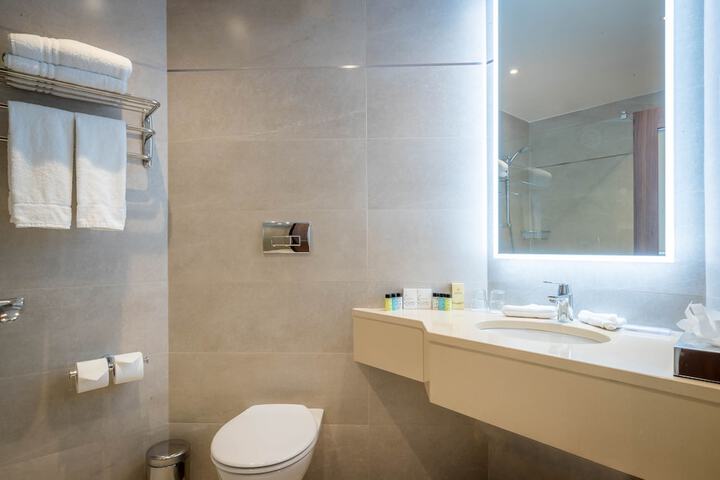 Clean Restrooms