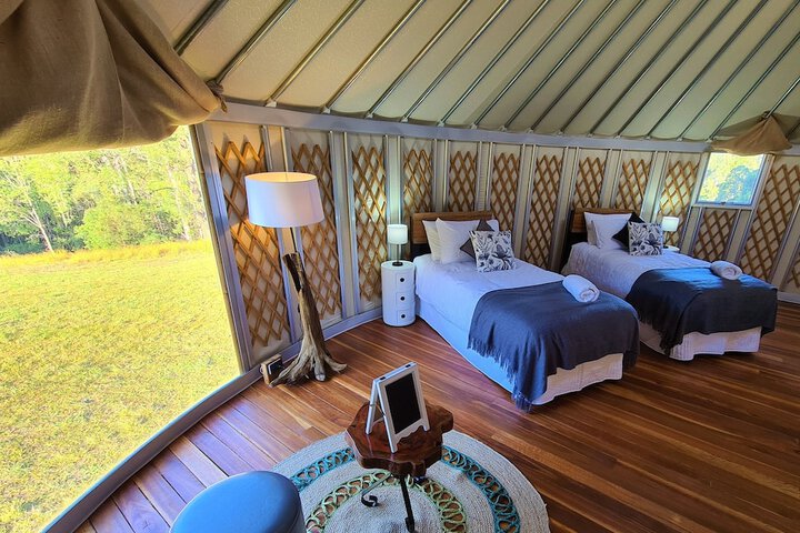 Room 3 of 20