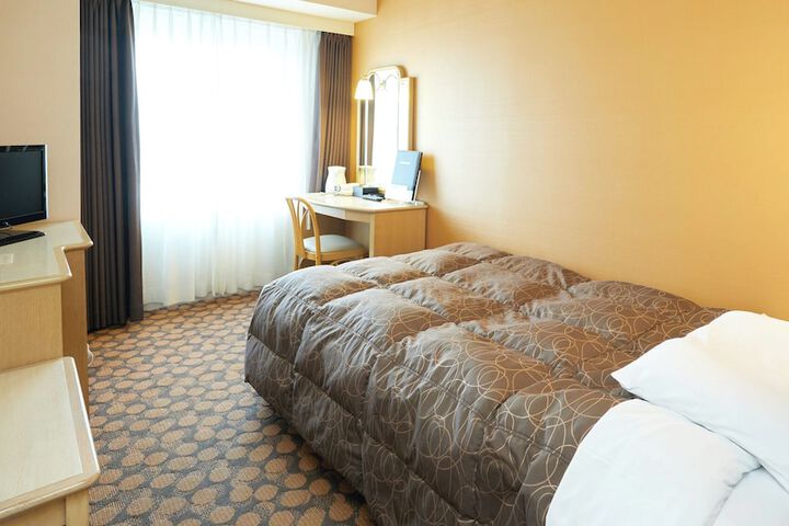 Room 14 of 42