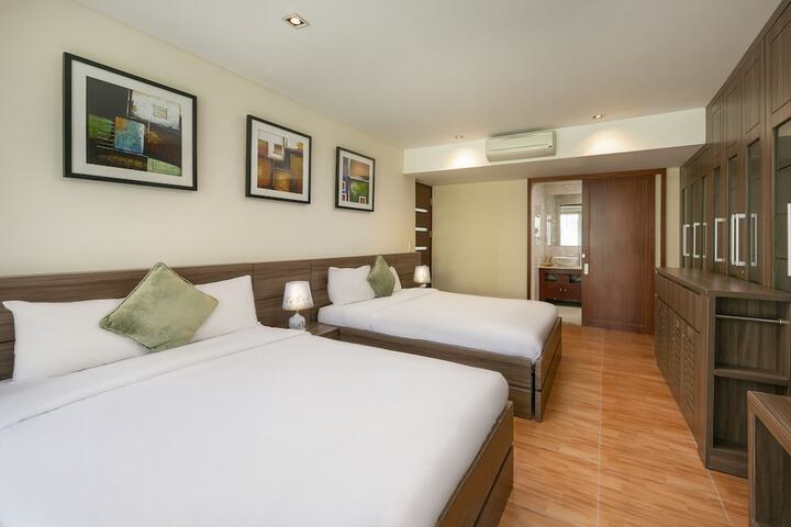 Room 9 of 246