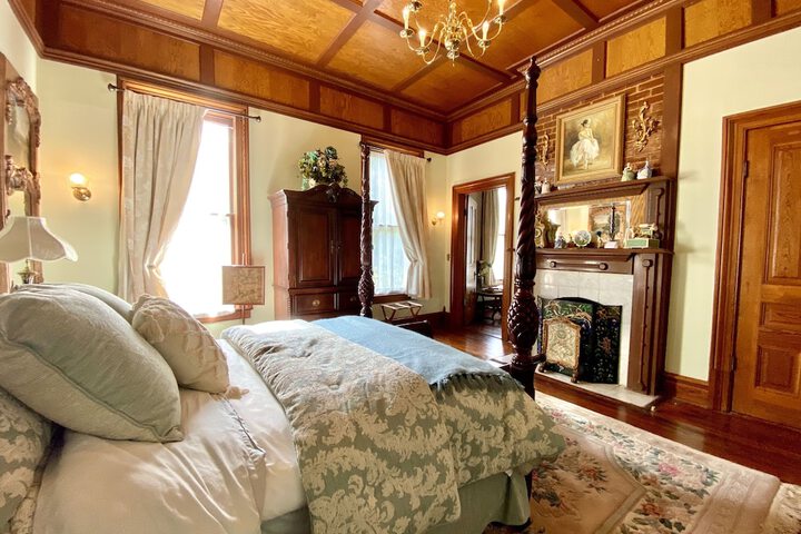 Room 15 of 54