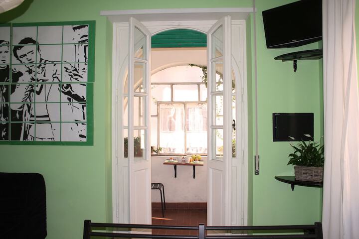 Room 8 of 41
