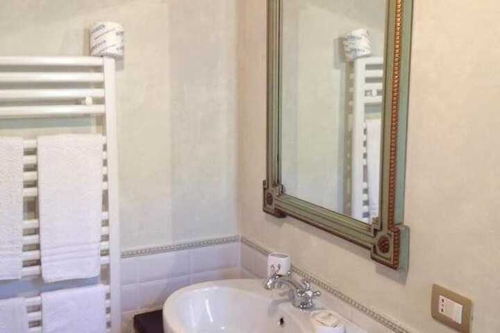 Bathroom Interior Photo
