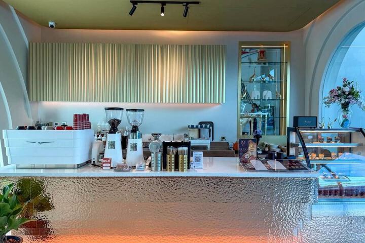 Breakfast/Coffee Service 55 of 77