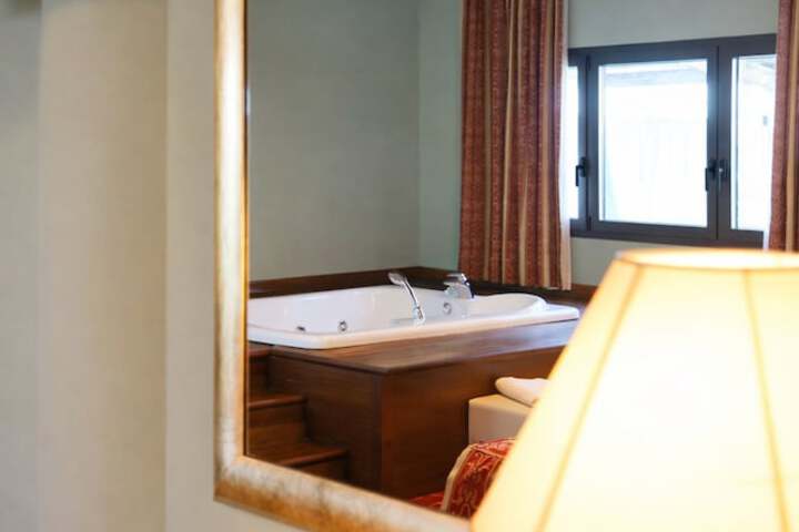Room 54 of 105