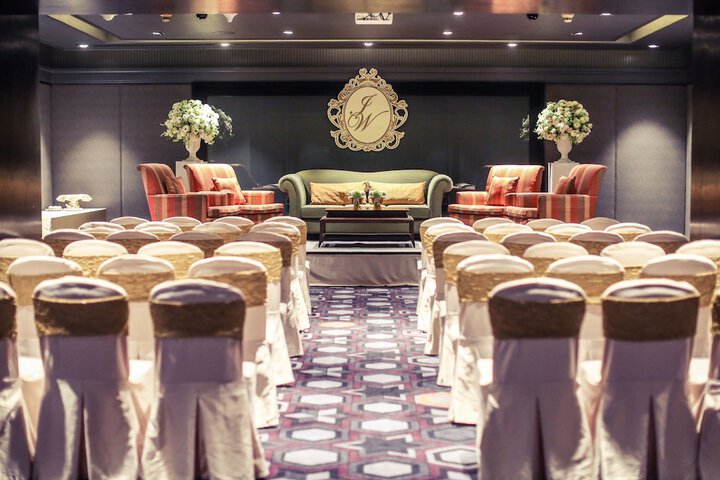 Ballroom/Hall 102 of 125