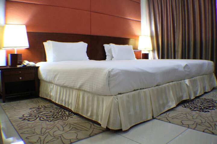 Room 5 of 34