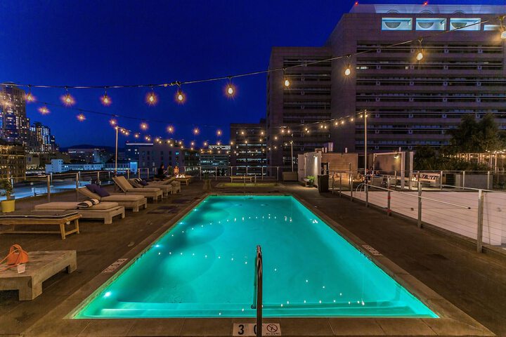 Pool 378 of 516