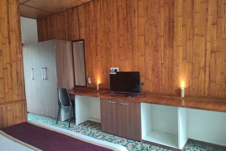 Room 25 of 50
