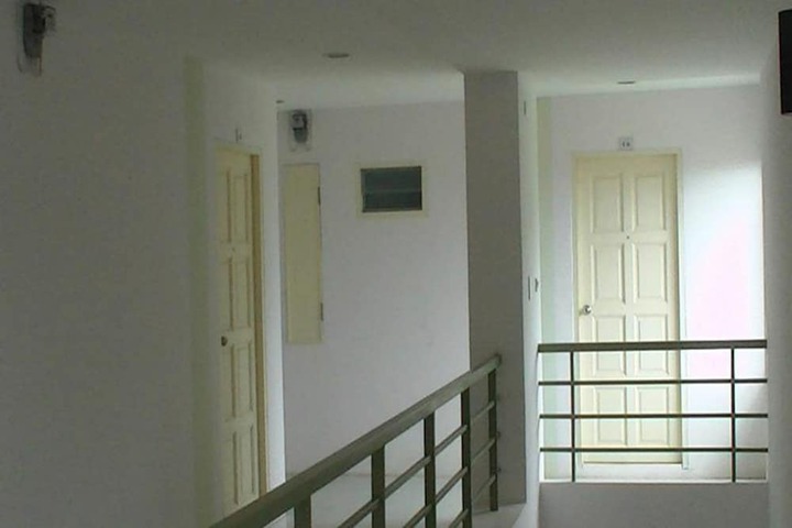 Room 3 of 11