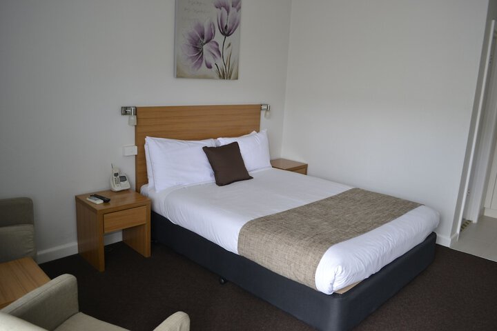 Room 6 of 79