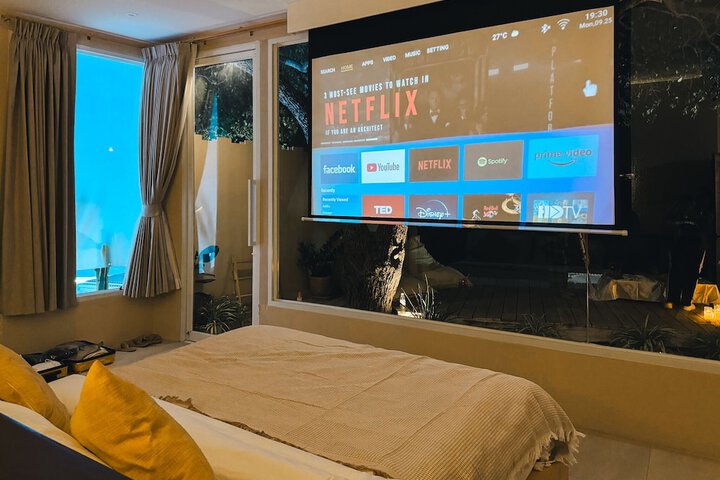 Room 4 of 26