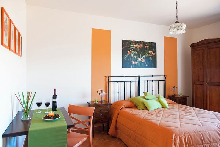 Room 4 of 71