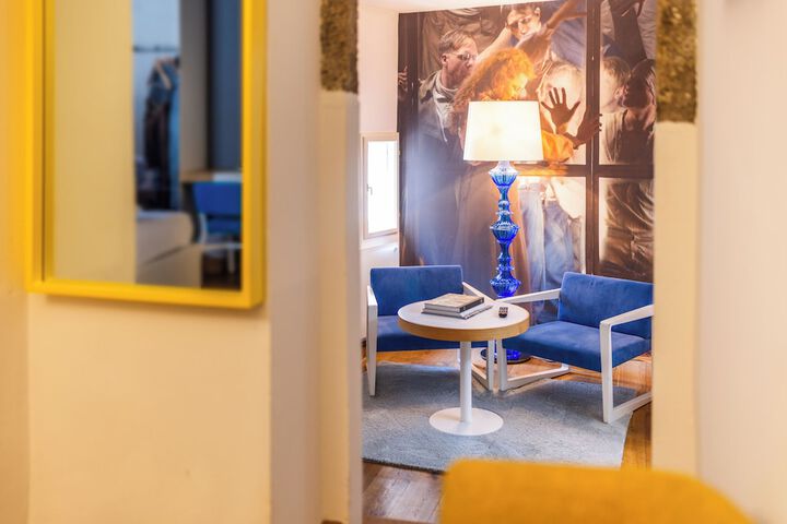 Guest Lobby