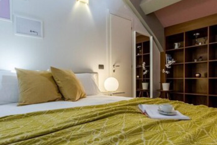 Room 14 of 24