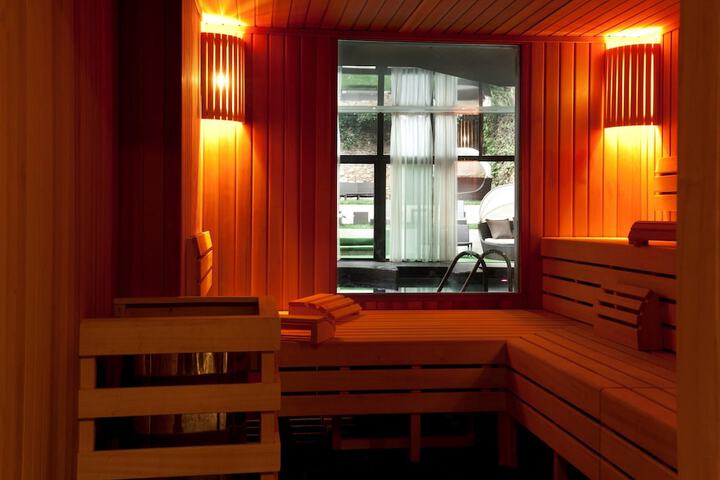 Spa 52 of 83