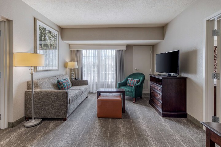 2 Queen Beds 1 Bedroom Suite (34 of 52)