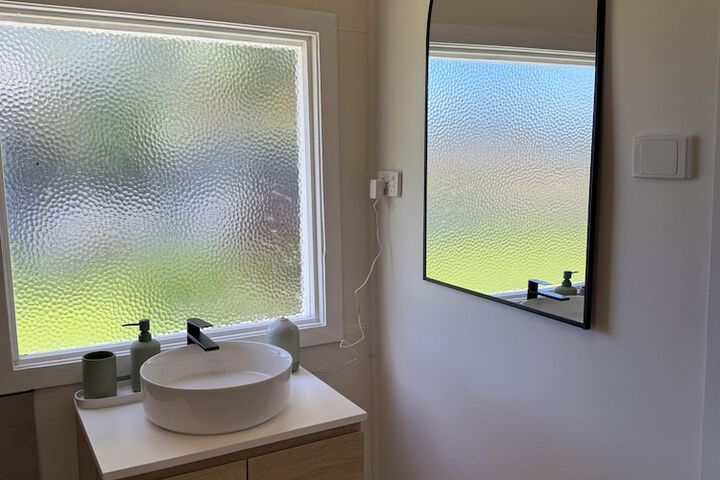Room 9 of 11