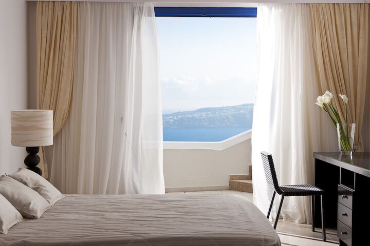 Room 222 of 295