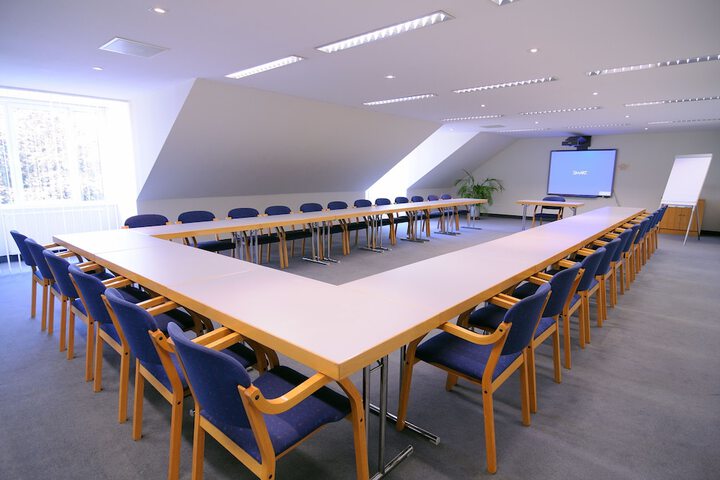 Meeting 28 of 42