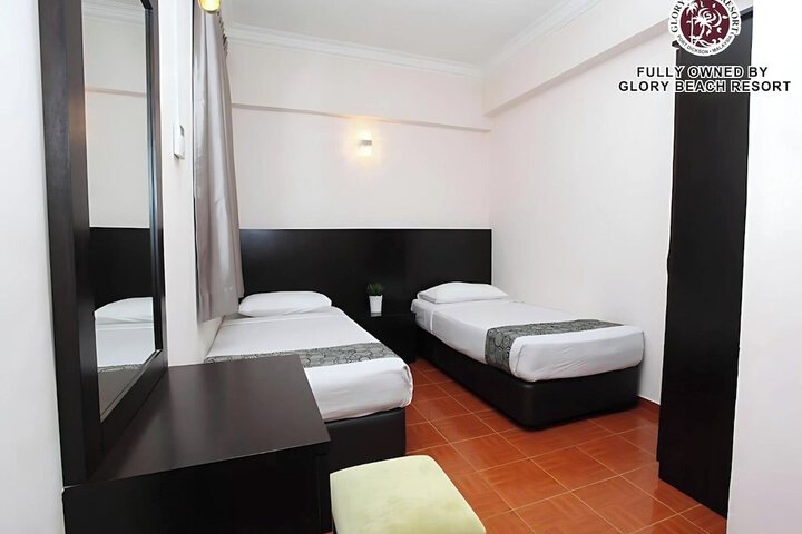Room 4 of 27
