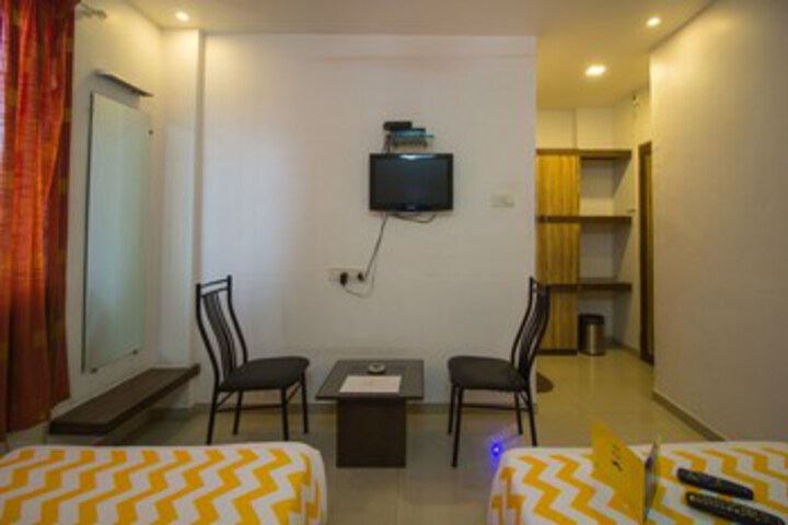 Room 9 of 23