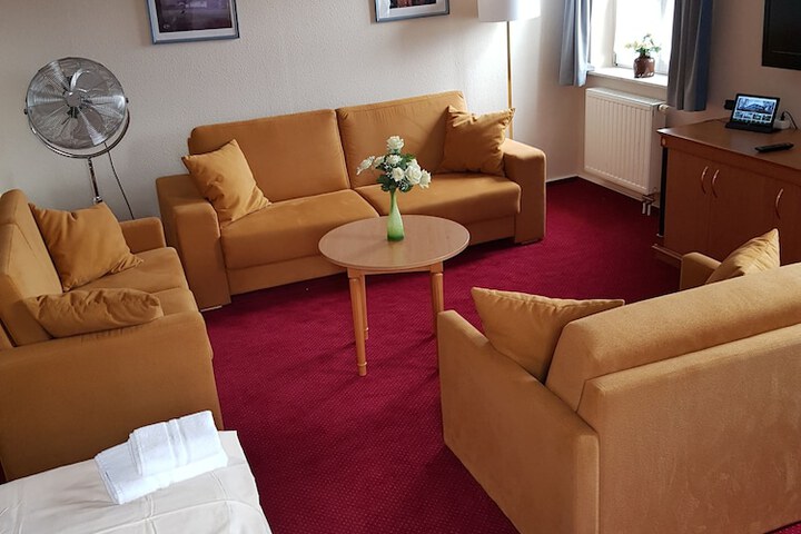 Room 21 of 65