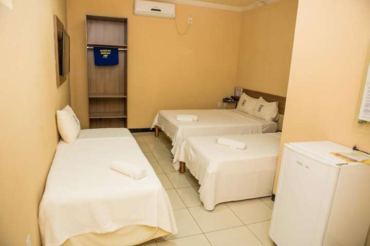 Room 7 of 19