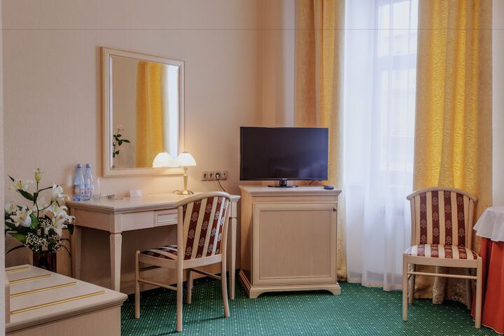 Room 19 of 62