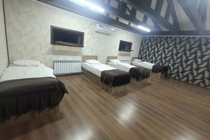 Room 3 of 29