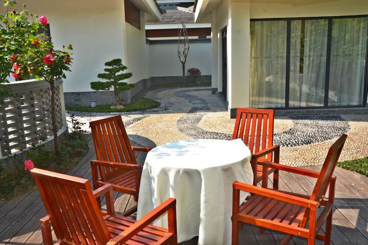 Terrace/Patio 33 of 59
