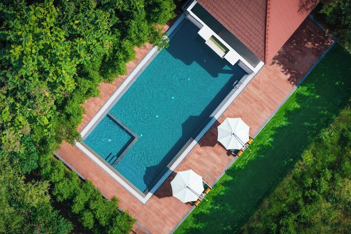 Pool 47 of 73