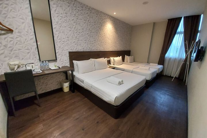 Room 70 of 138