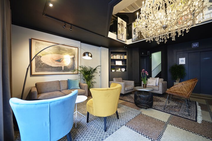 Lobby Entry