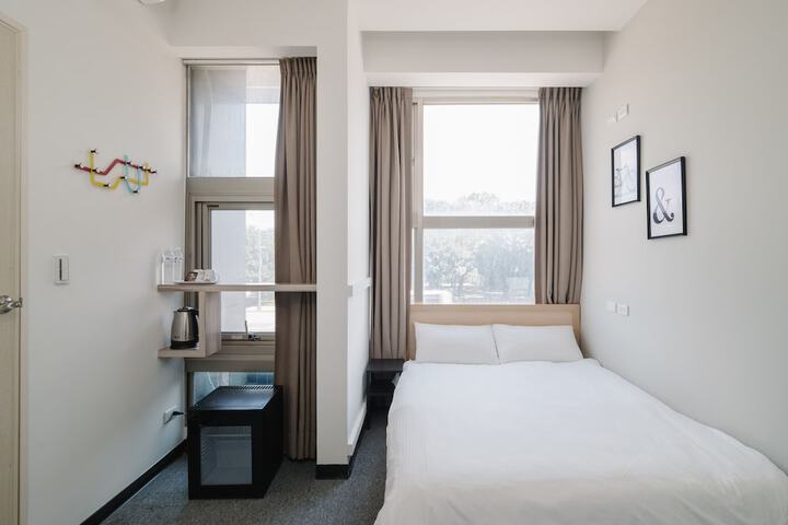 Room 19 of 110