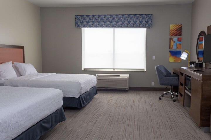Room 13 of 70
