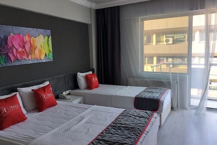 Room 18 of 53