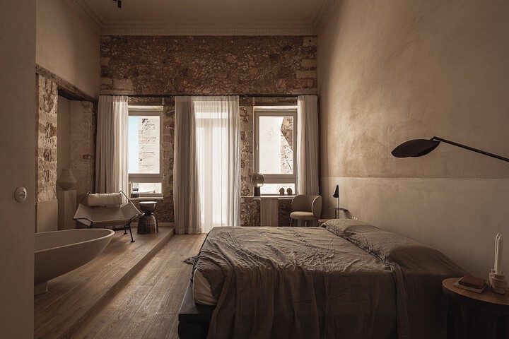 Room 11 of 79