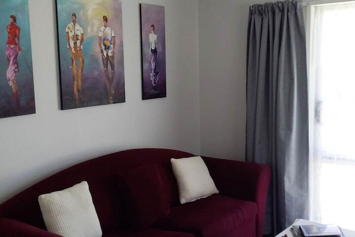 Room 14 of 27
