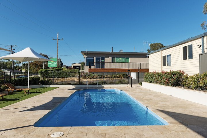 Pool 67 of 101