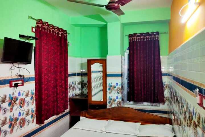 Room 2 of 18
